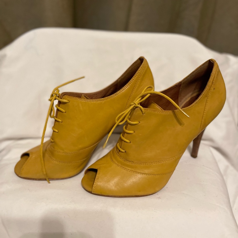 Corso Como heels